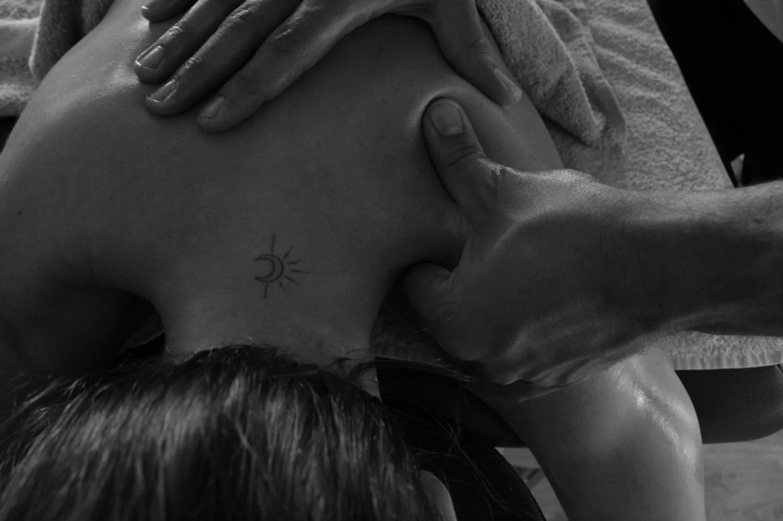 Rolfing hands-on structural integration work